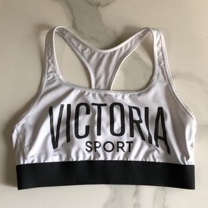 NWOT Victoria Secret sports bra